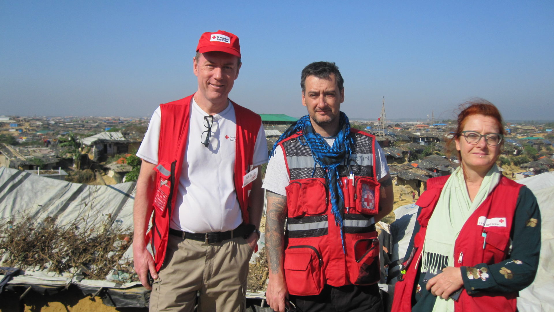 Røde Kors-team: Harald Sunde, Martin (Derry, Irland) og Charlotte (Danmark)